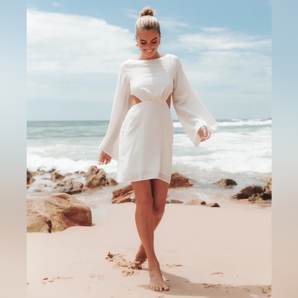 Petal & Pup White Long Sleeve Dress Vera Mini Cutout Back Bow M Bridal Vacation